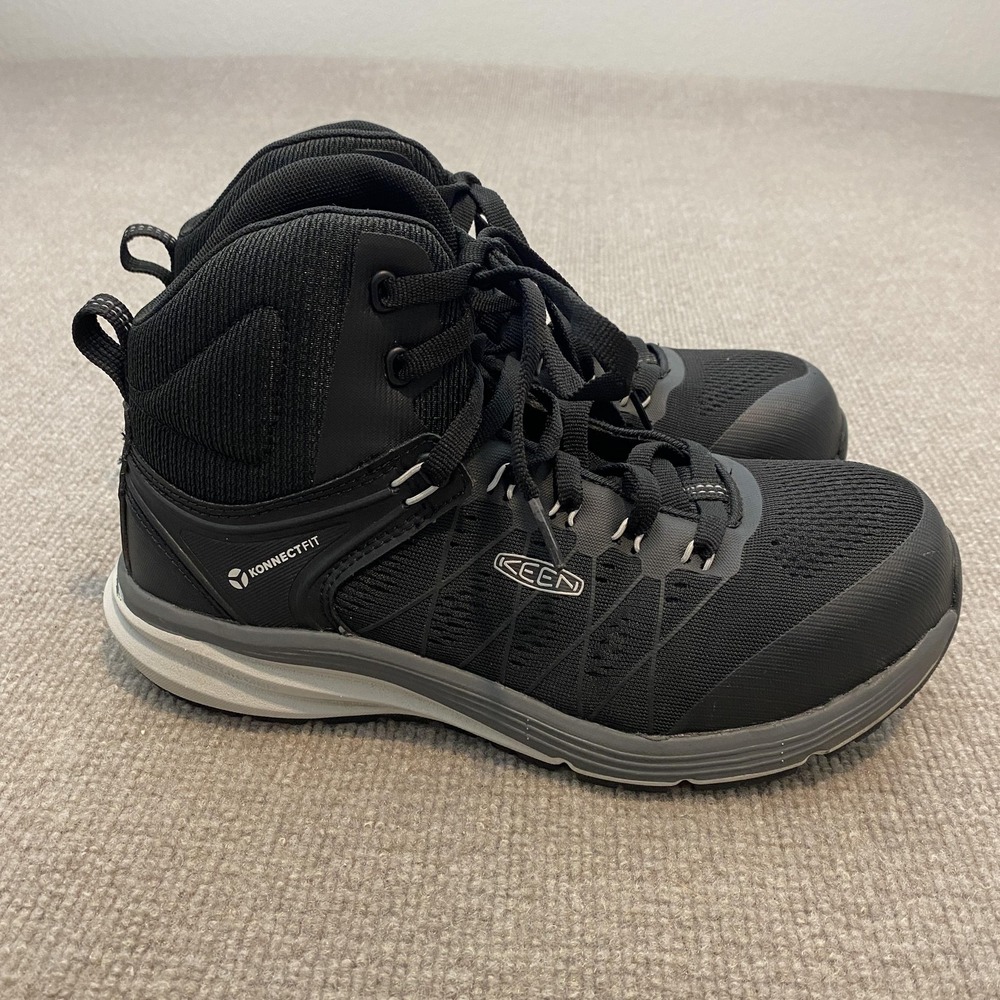 KEEN Boots Womens Size 8.5 Black Synthetic Ankle Work Slip Resistant Lace Up